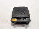 Altavoz de la puerta delantera