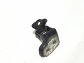 Bisagra inferior puerta delantera