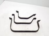 Fuel tank mounting bracket