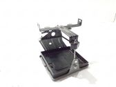 Battery bracket