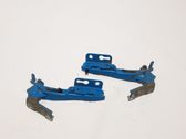 Engine bonnet/hood hinges