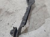 Rear bumper mounting bracket