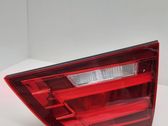 Tailgate rear/tail lights