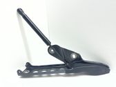 Engine bonnet/hood hinges