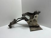 Engine mounting bracket