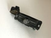Tailgate exterior lock