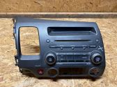 Radio / CD-Player / DVD-Player / Navigation
