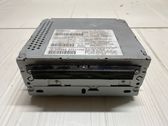 Radio/CD/DVD/GPS-pääyksikkö