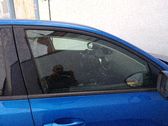 Fenster Scheibe Tür vorne (4-Türer)