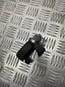 Vacuum valve