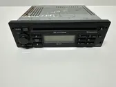 Radio/CD/DVD/GPS-pääyksikkö