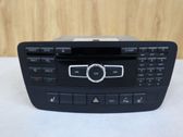Radio / CD-Player / DVD-Player / Navigation