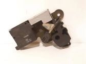 Tailgate/trunk/boot lock/catch/latch