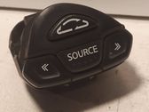 Steering wheel buttons/switches