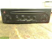 Radio / CD-Player / DVD-Player / Navigation