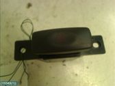Botón interruptor de luz de peligro