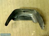 Front wheel arch liner splash guards
