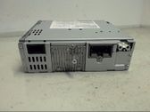 Radio / CD-Player / DVD-Player / Navigation