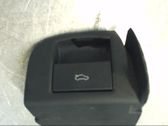 Tailgate/boot open switch button