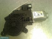 Motor del regulador de la ventanilla de la puerta delantera