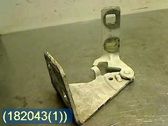 Engine bonnet/hood hinges