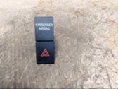 Botón interruptor de luz de peligro