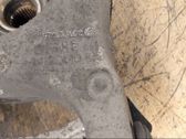 Front wheel hub