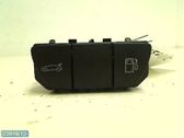 Tailgate/boot open switch button