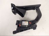 Accelerator throttle pedal