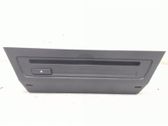 Radio/CD/DVD/GPS head unit