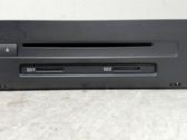 Radio / CD-Player / DVD-Player / Navigation