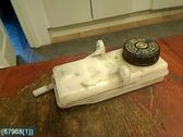 Brake fluid reservoir