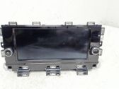 Radio / CD-Player / DVD-Player / Navigation