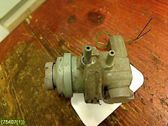 Vacuum valve