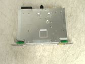 Radio / CD-Player / DVD-Player / Navigation