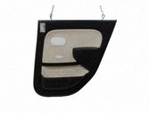 Moldura del tarjetero de la puerta trasera