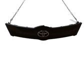Front bumper upper radiator grill
