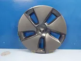 R18 wheel hub/cap/trim