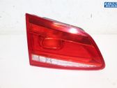 Tailgate rear/tail lights
