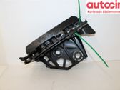 Fender mounting bracket