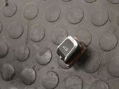 Tailgate/boot open switch button
