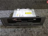 Radio/CD/DVD/GPS-pääyksikkö