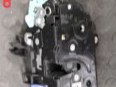 Serrure de porte avant