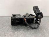 Engine bonnet/hood lock/catch