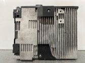Inversor/convertidor de voltaje