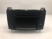 Radio / CD-Player / DVD-Player / Navigation