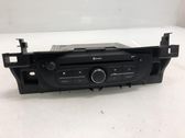 Radio / CD-Player / DVD-Player / Navigation