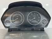 Geschwindigkeitsmesser Cockpit