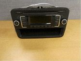 Radio / CD-Player / DVD-Player / Navigation
