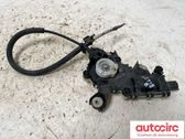 Tailgate lock latch